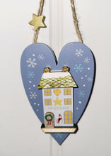 Load image into Gallery viewer, Christmas Market 3D Heart Hanger