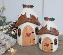 Load image into Gallery viewer, Christmas Pudding Houses