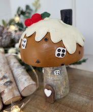 Load image into Gallery viewer, Christmas Pudding Mushroom House