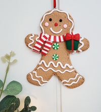 Load image into Gallery viewer, Gingerbread Men Hangers