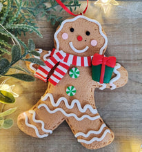 Load image into Gallery viewer, Gingerbread Men Hangers
