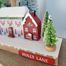 Load image into Gallery viewer, Holly Lane