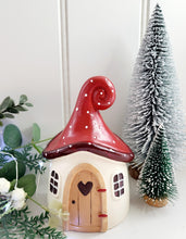 Load image into Gallery viewer, Mushroom House