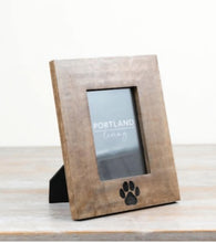 Load image into Gallery viewer, Paw Print Picture Frame