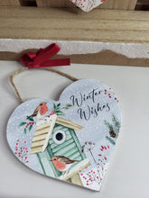 Load image into Gallery viewer, Robin Heart Hangers