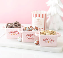 Load image into Gallery viewer, Sugarplum Bakery Nibble Bowls