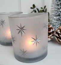 Load image into Gallery viewer, Frosted Star tea light Holder - Silver