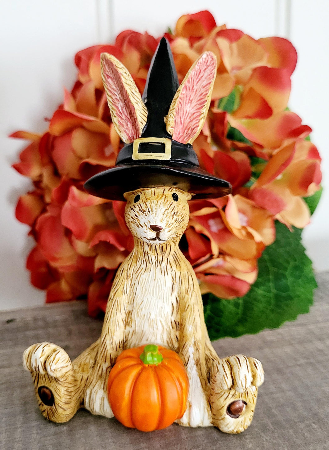 Halloween Bunnies - Sitting