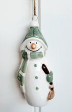 Load image into Gallery viewer, Frosty Snowman Hanger