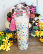 Load image into Gallery viewer, Floral Tube Candle