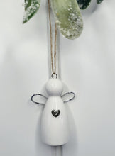 Load image into Gallery viewer, Wire winged Heart Angels - 3 designs