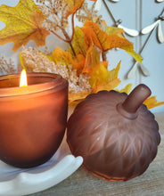 Load image into Gallery viewer, Acorn Candle