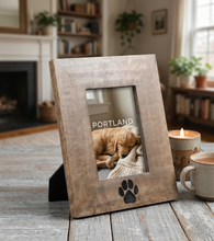 Load image into Gallery viewer, Paw Print Picture Frame