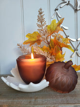 Load image into Gallery viewer, Acorn Candle