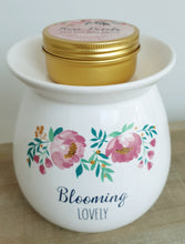 Load image into Gallery viewer, Large Wax melt Burner &#39;Blooming Lovely&#39; gift set