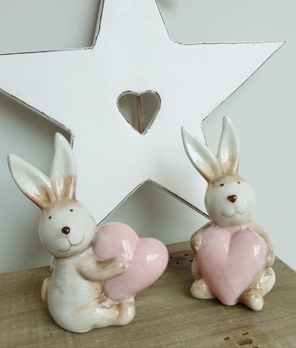 Rabbits holding large pink hearts - set of 2