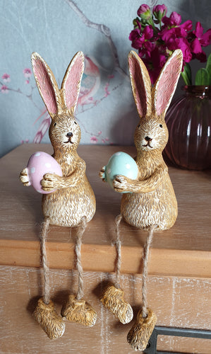 Dangly leg Bunny holding egg