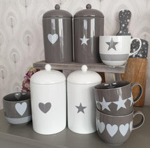 Load image into Gallery viewer, Porcelain Lidded Jar