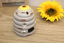 Load image into Gallery viewer, Bee Hive Wax Melt Burner