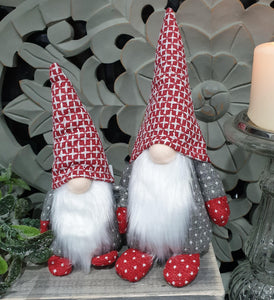 Nordic Red or Grey Gonks
