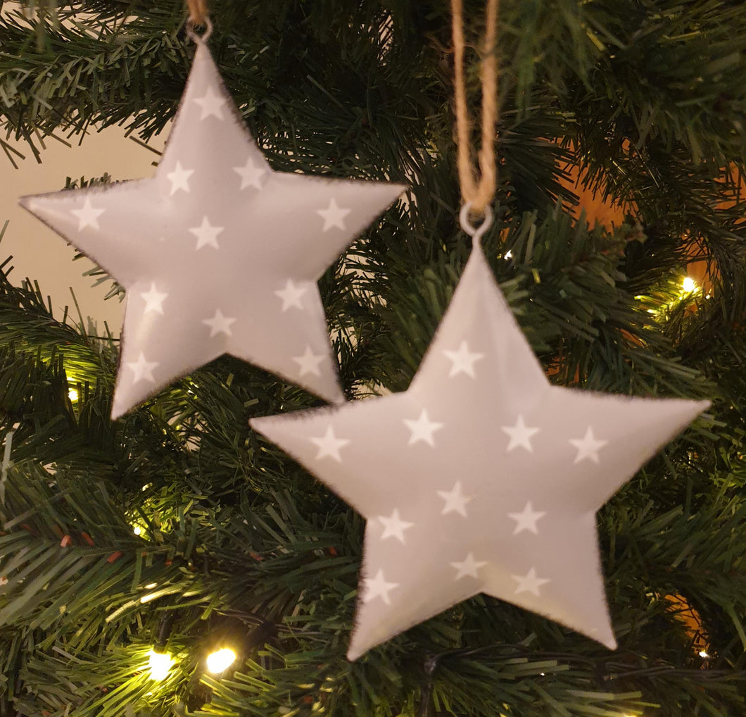 Set of 2 Grey Metal Star hangers