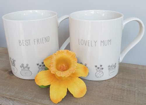 White Ceramic Lovely Mum/Best Friend Mug