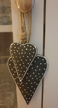 Load image into Gallery viewer, Set of 2 Grey Metal Nordic heart hangers