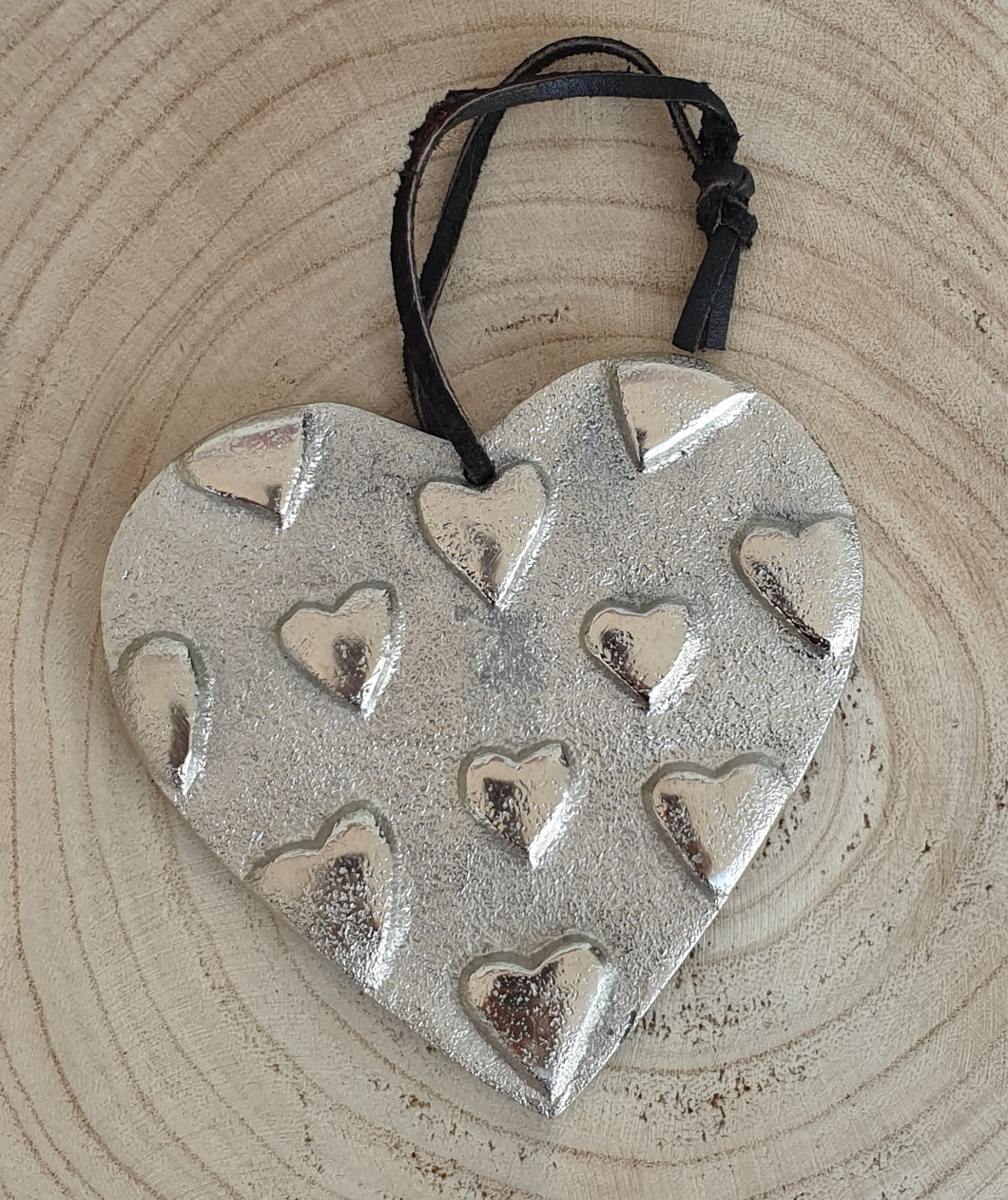 Metal Heart Embossed hanger