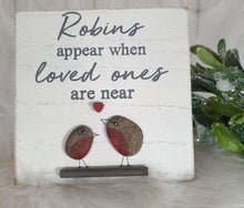 Load image into Gallery viewer, Robin Pebble Plaque