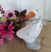 Load image into Gallery viewer, Ceramic Ducks