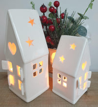 Load image into Gallery viewer, Ceramic White Nordic tea light houses