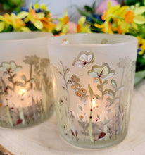 Load image into Gallery viewer, Frosted White Meadow Tea light Holder