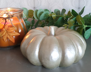 Pumpkin - Solid White Gold
