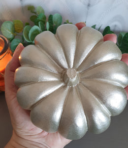 Pumpkin - Solid White Gold