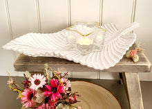 Load image into Gallery viewer, White Wash Leaf Tray