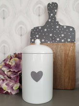 Load image into Gallery viewer, Porcelain Lidded Jar
