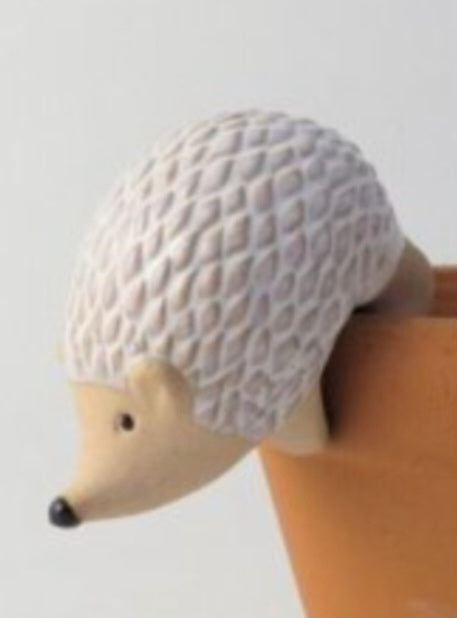 hedgehog plant hanger Hedgehog Plant Pot hanger – EllieGrey